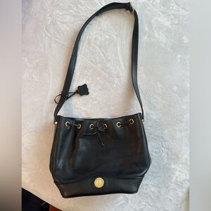 Louvier black bucket bag. Genuine leather.